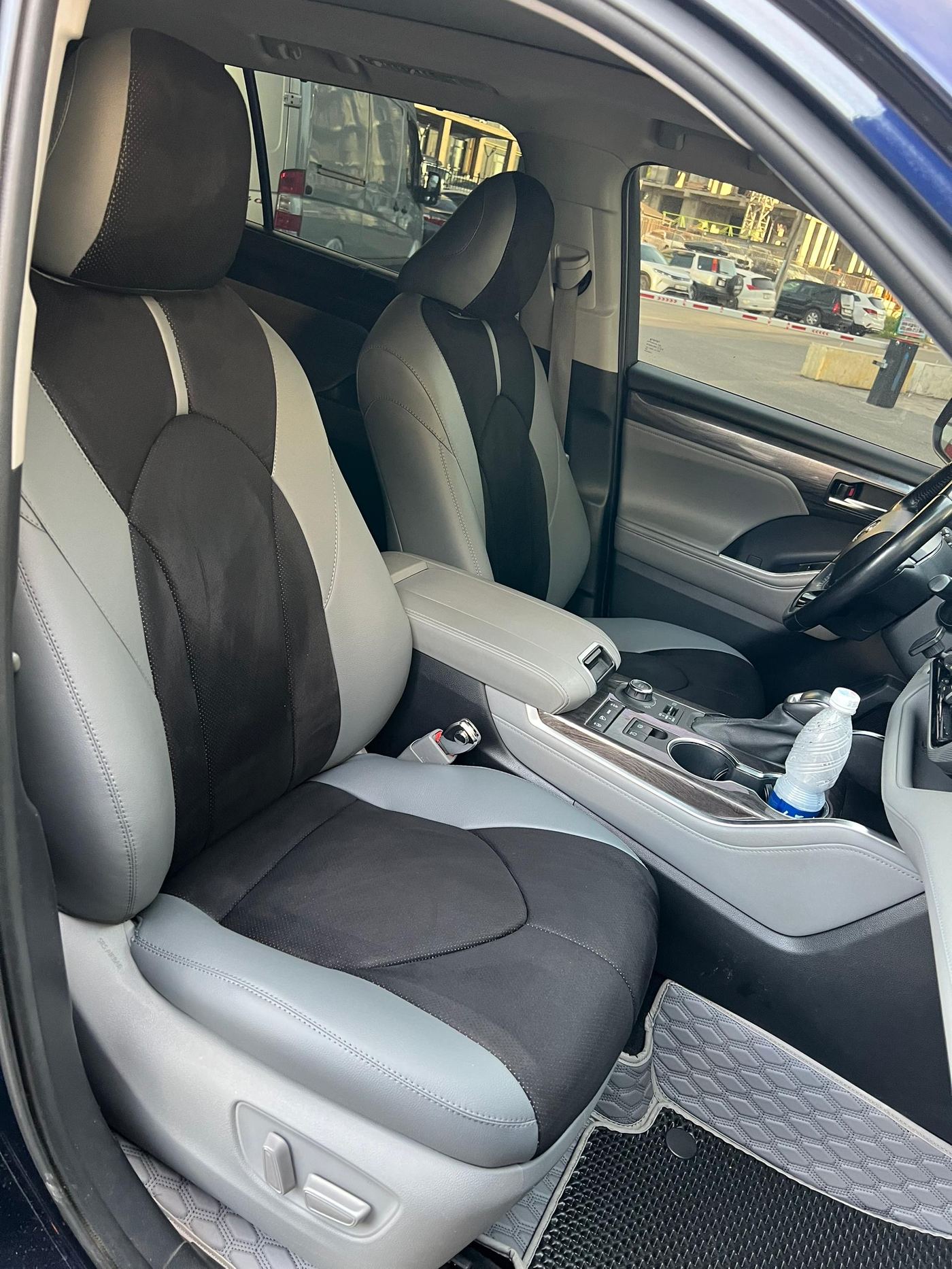Чехлы Toyota Highlander AUTOBEST STUDIO